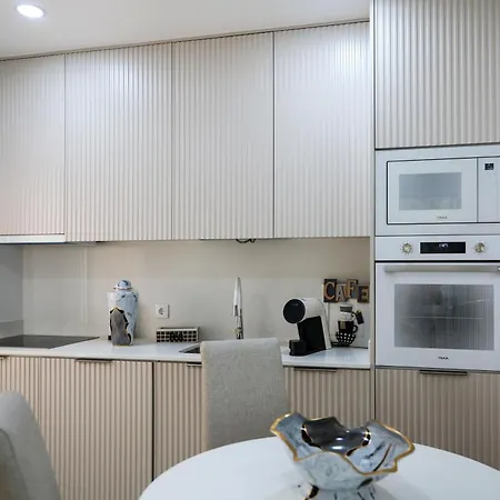 Surf & Ocean House Апартаменты Назаре